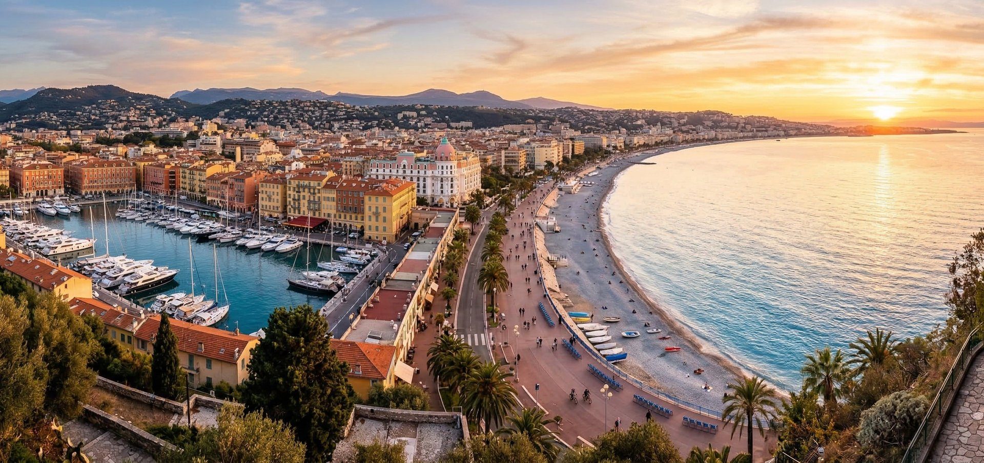 Панорамный вид Ниццы и Лазурного берега